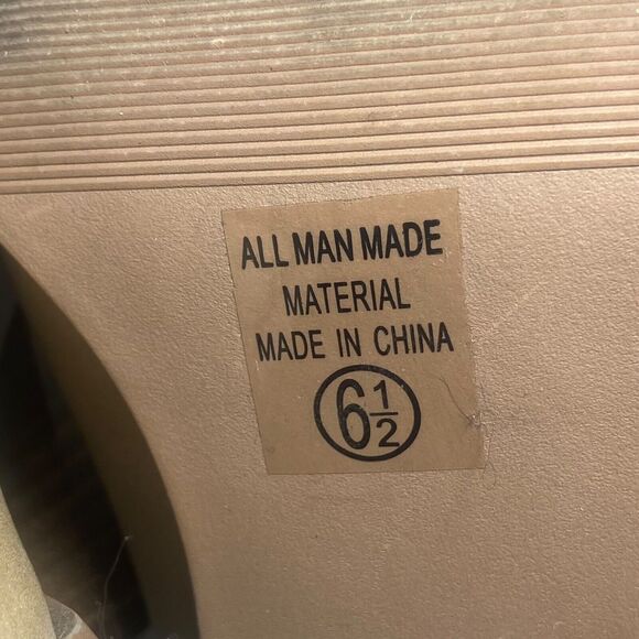 SODA Women's Chunky Heel Tan Beige Ankle Boots Booties Size 6.5 Pointed Toe Zip - Picture 12 of 13